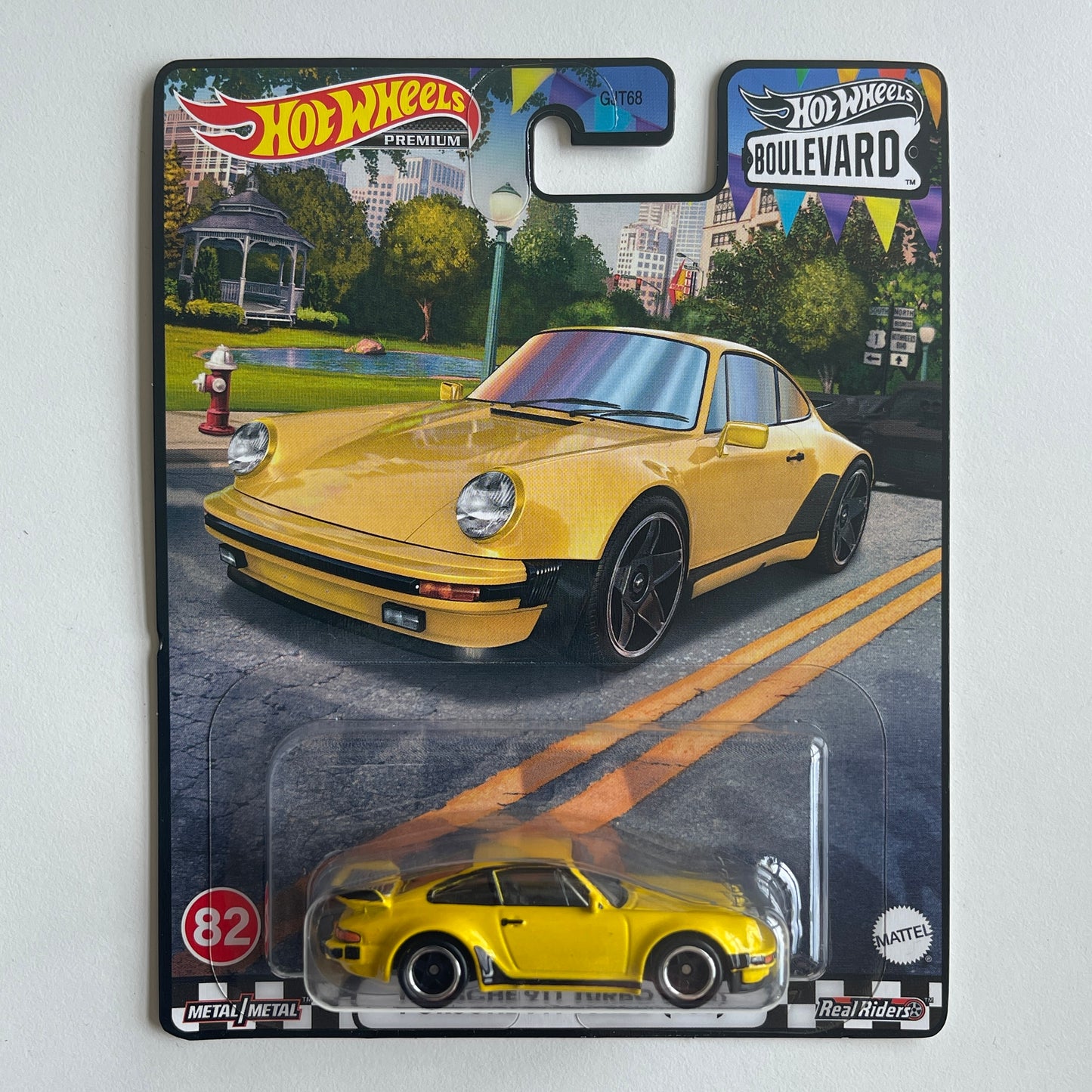 Hot Wheels Boulevard #82 Porsche 911 Turbo (930) (Damaged)