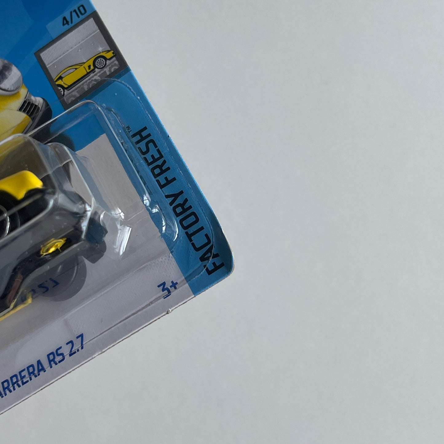 Hot Wheels Porsche 911 Carrera RS 2.7 (Yellow) Short Card (Damaged) Factory Fresh 46/250