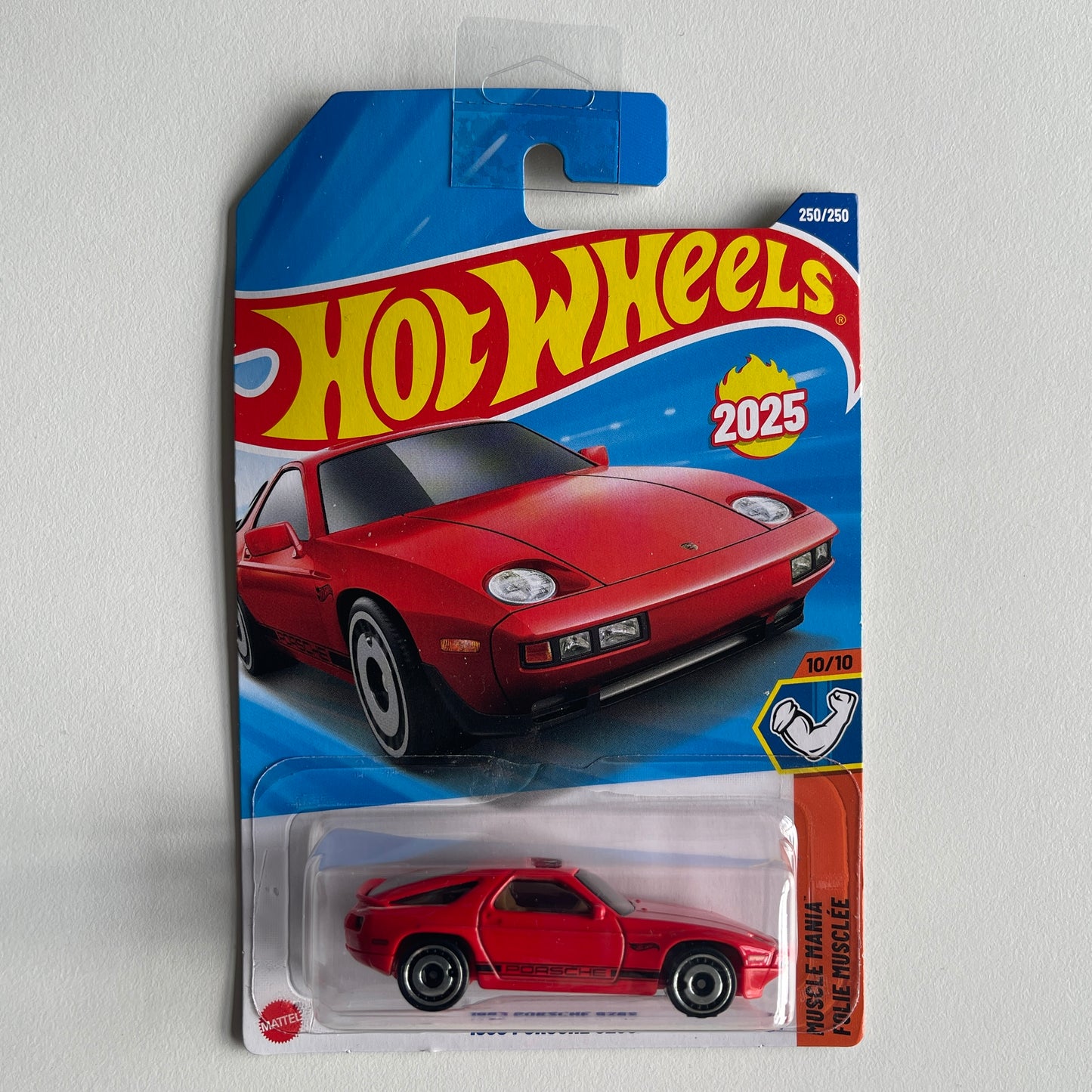 Hot Wheels 1983 Porsche 928S (Red) Long Card (Damaged) Muscle Mania 250/250