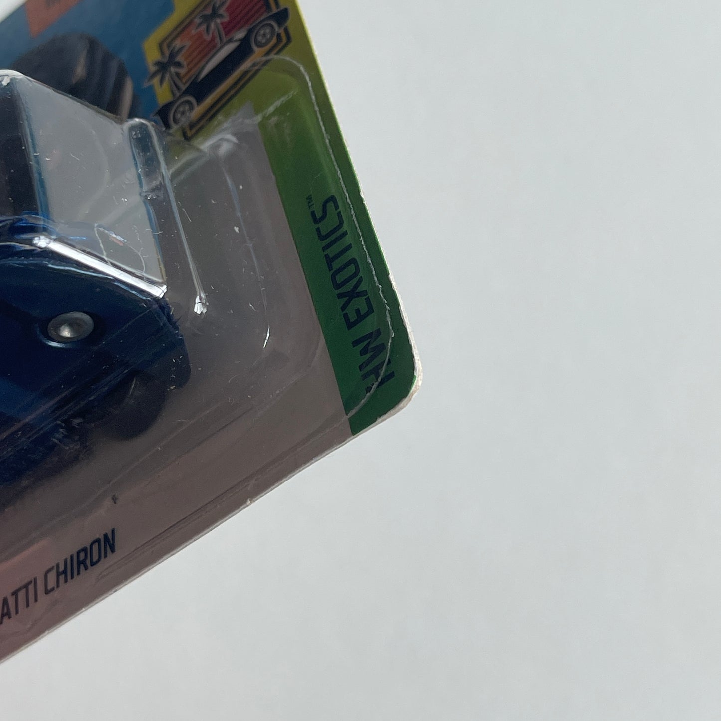 Hot Wheels '16 Bugatti Chiron (Dark Blue) Short Card (Damaged) HW Exotics 236/250