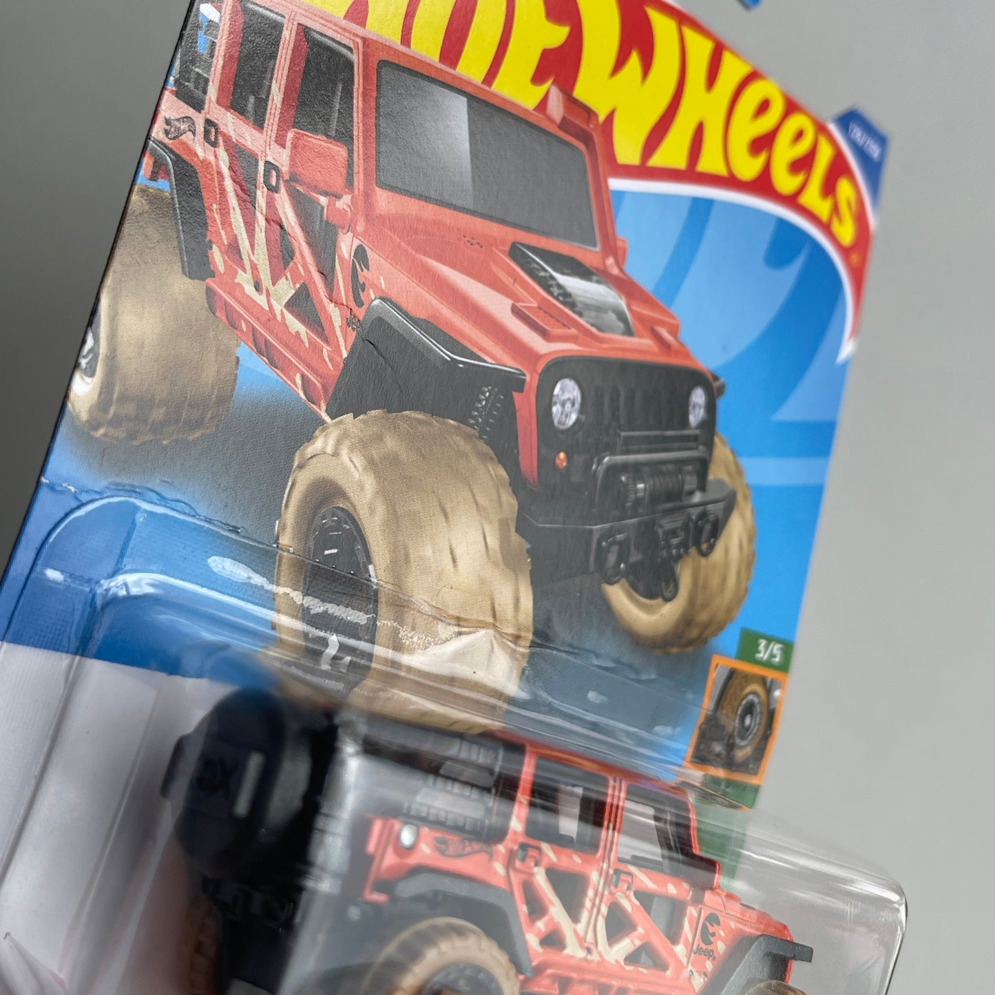 Hot Wheels '17 Jeep Wrangler (Orange) Long Card (Damaged) Mud Studs 126/250 Treasure Hunt