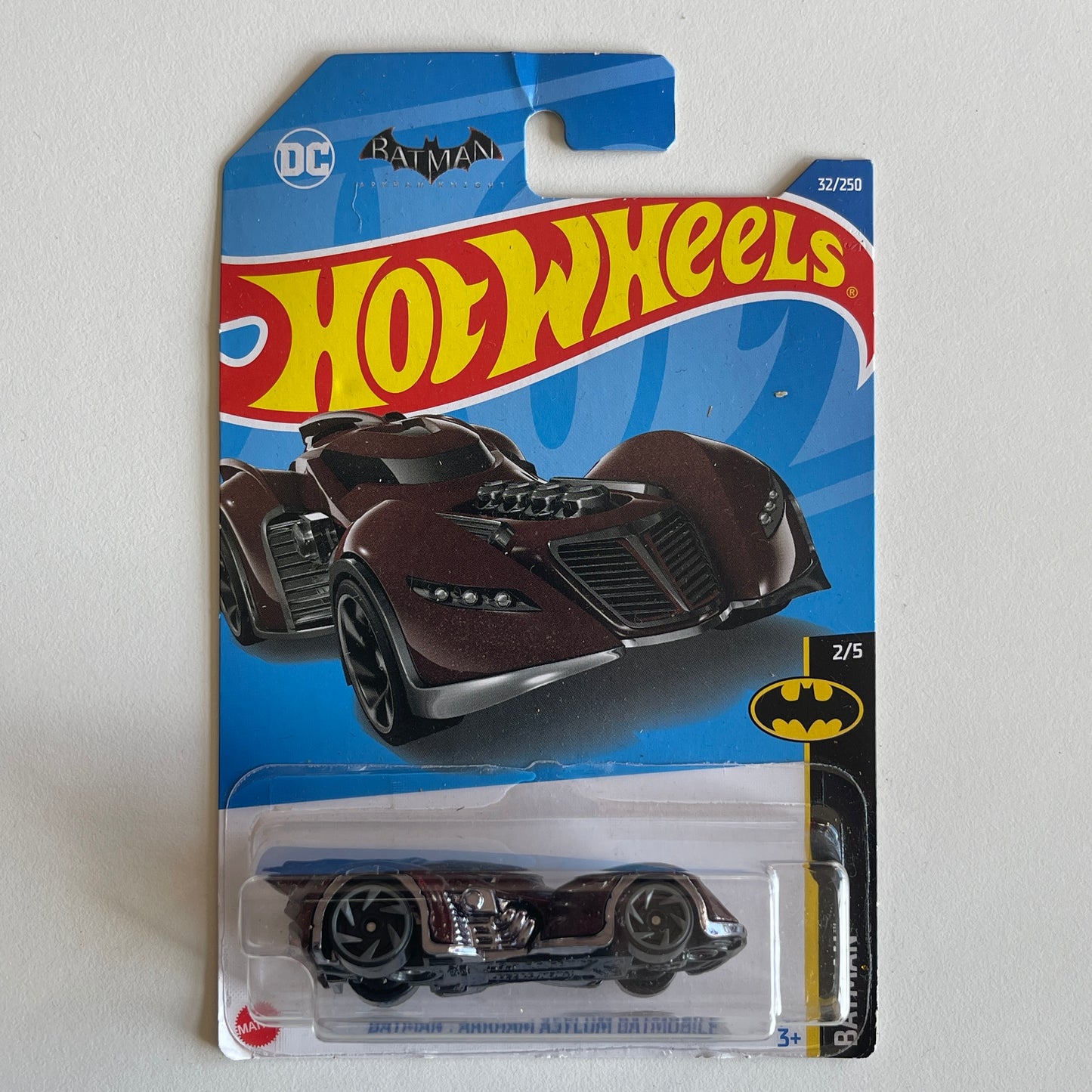 Hot Wheels Batman: Arkham Asylum Batmobile (Dark Brown) Long Card (Damaged) Batman 32/250