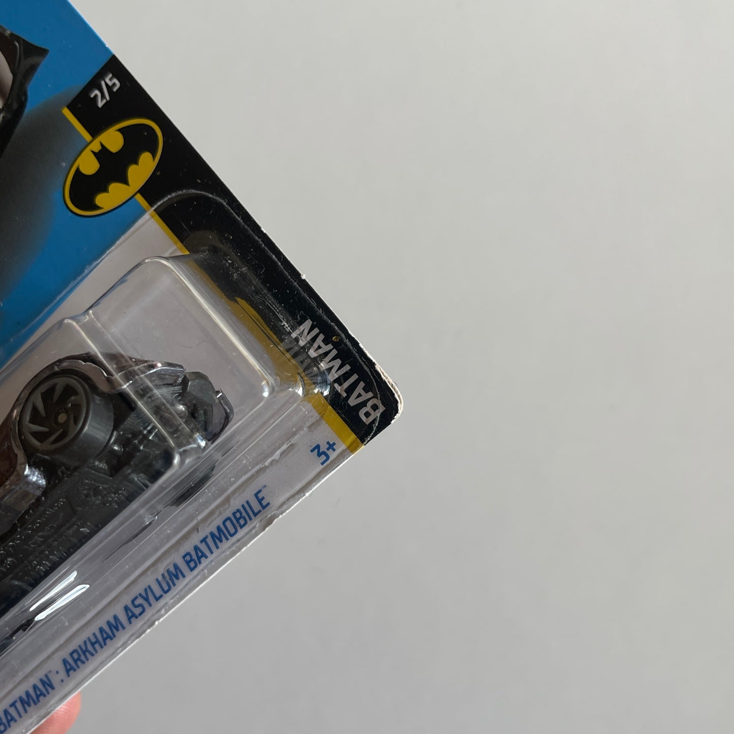 Hot Wheels Batman: Arkham Asylum Batmobile (Dark Brown) Long Card (Damaged) Batman 32/250