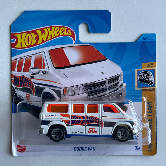 Hot Wheels Dodge Van (White) Short Card (Damaged) HW 55 Race Team 66/250