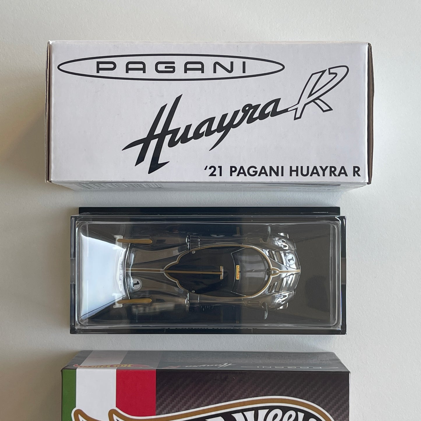 Hot Wheels Collectors 2024 RLC Exclusive '21 Pagani Huayra R