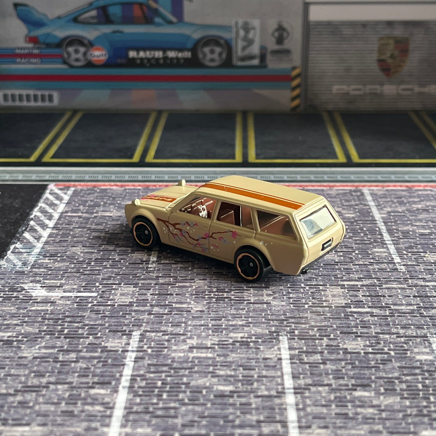 Hot Wheels Loose '71 Datsun Bluebird 510 Wagon (2021 Nightburnerz 5-Pack)