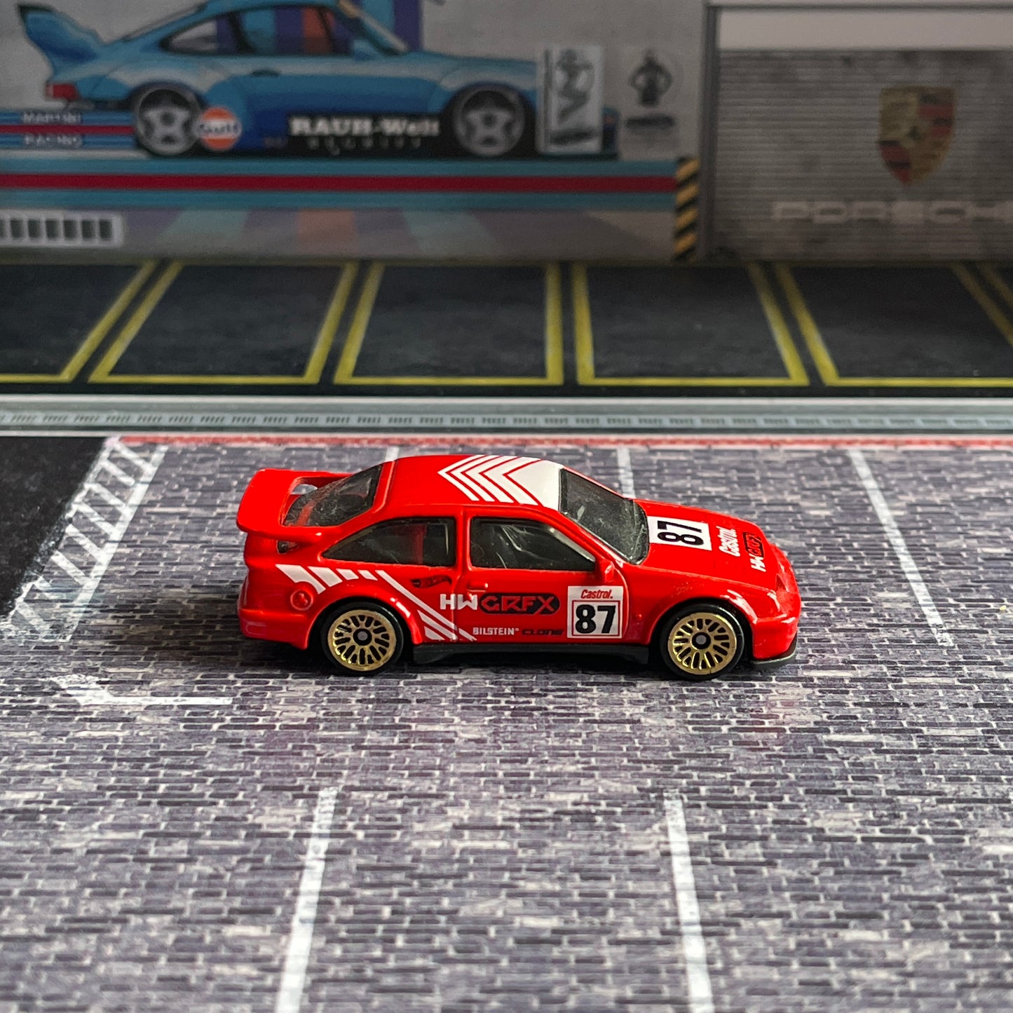 Hot Wheels Loose '87 Ford Sierra Cosworth (Red Mainline)