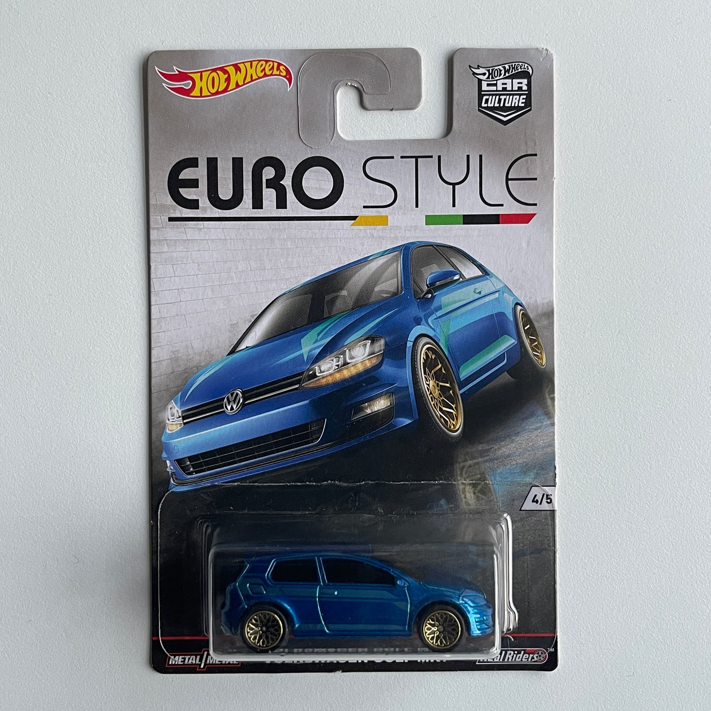 Hot Wheels [2016 Euro Style] Volkswagen Golf MK7 (Damaged)