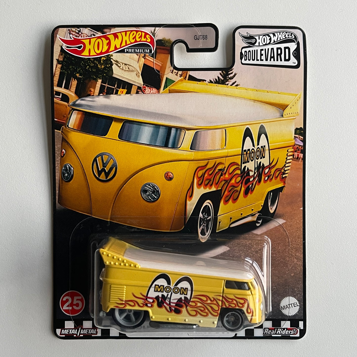 Hot Wheels Boulevard #25 Volkswagen Drag Bus (Damaged)