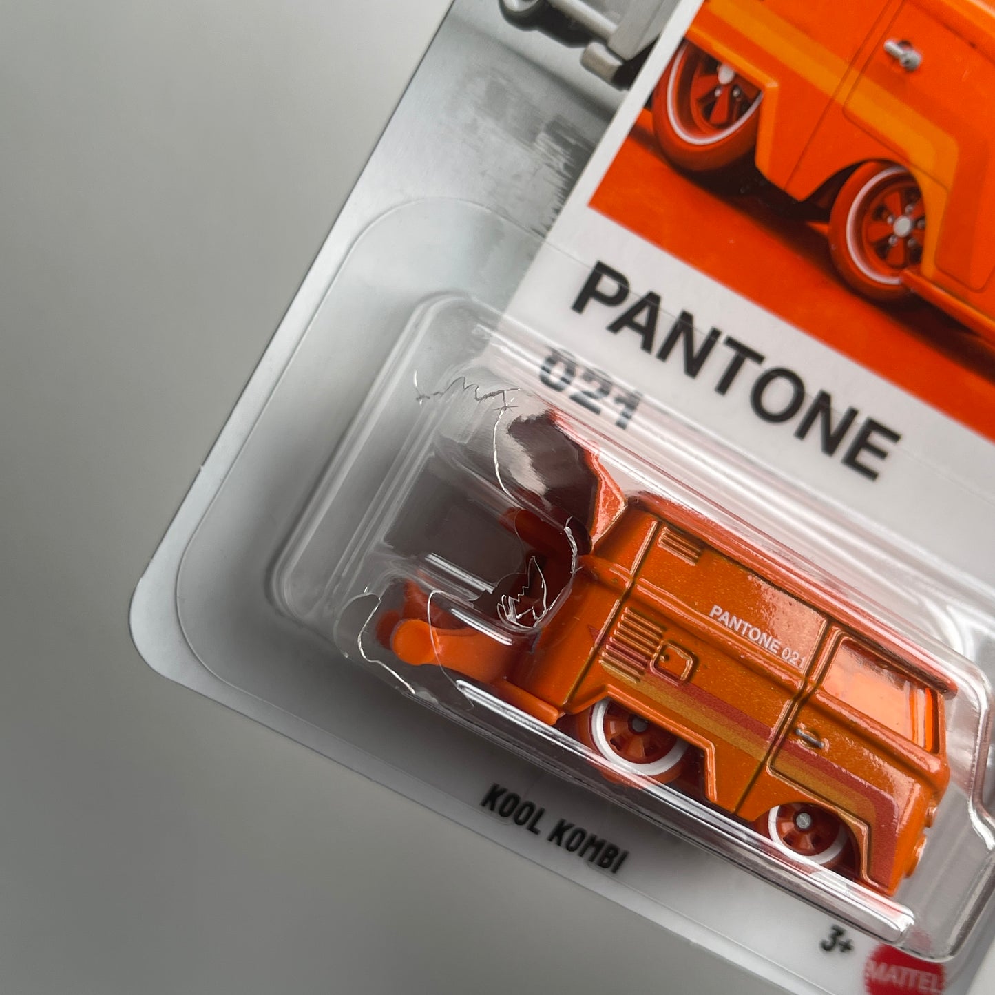 Hot Wheels [2025 Silver Series] Pantone 021 Kool Kombi (Damaged)