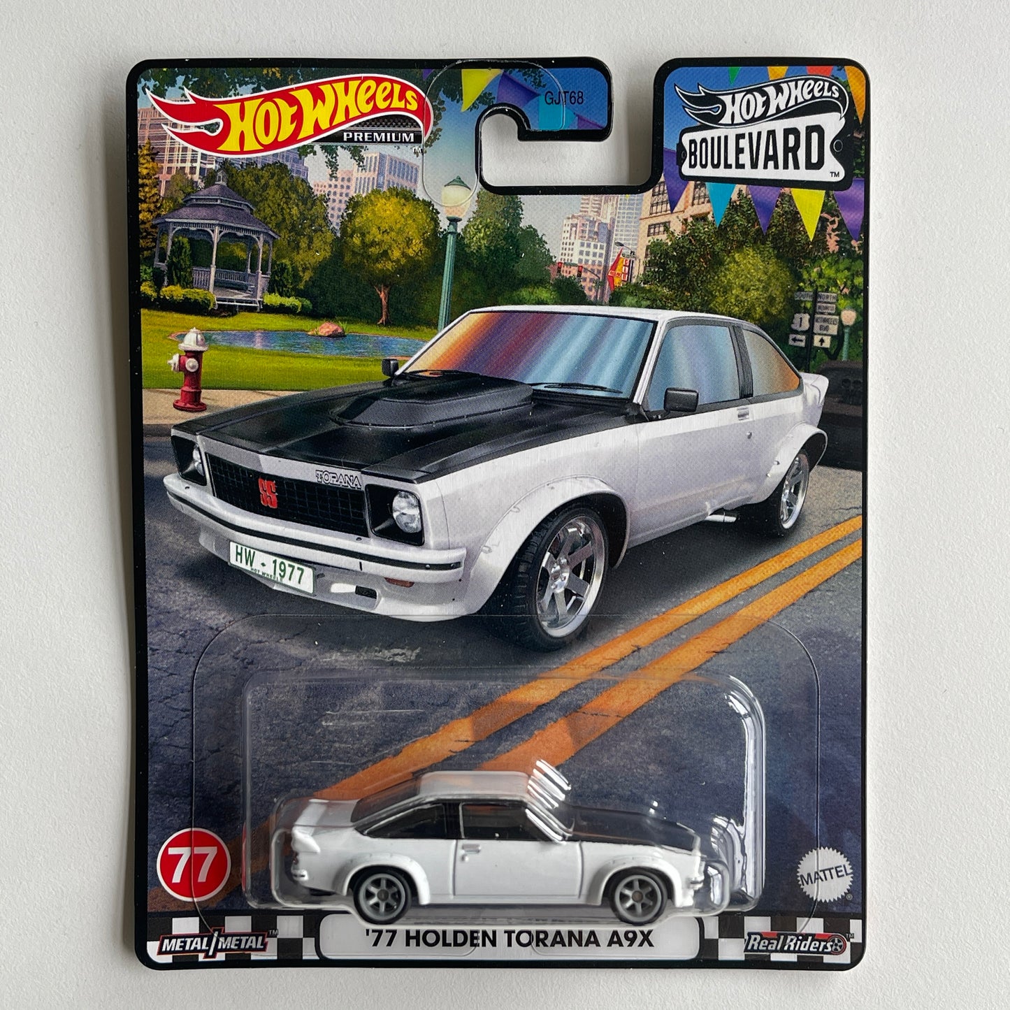 Hot Wheels Boulevard #77 '77 Holden Torana A9X