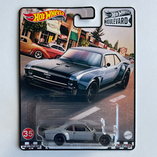 Hot Wheels Boulevard #35 Custom '70 Chevy Nova