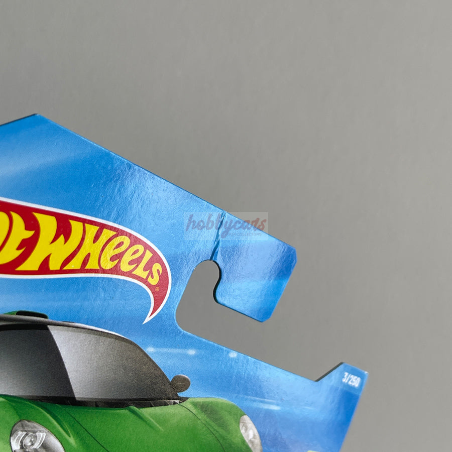 Hot Wheels Gordon Murray Automotive T.33 (Green) Short Card (Damaged) Exotics 3/250