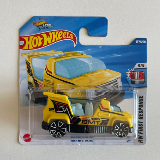 Hot Wheels Netflix Rapid Pulse (Yellow) Short Card HW First Response 137/250
