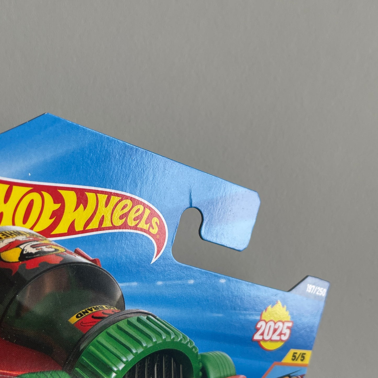 Hot Wheels Hot Wheengs (Red/Green) Short Card (Damaged) Fast Foodie 197/250