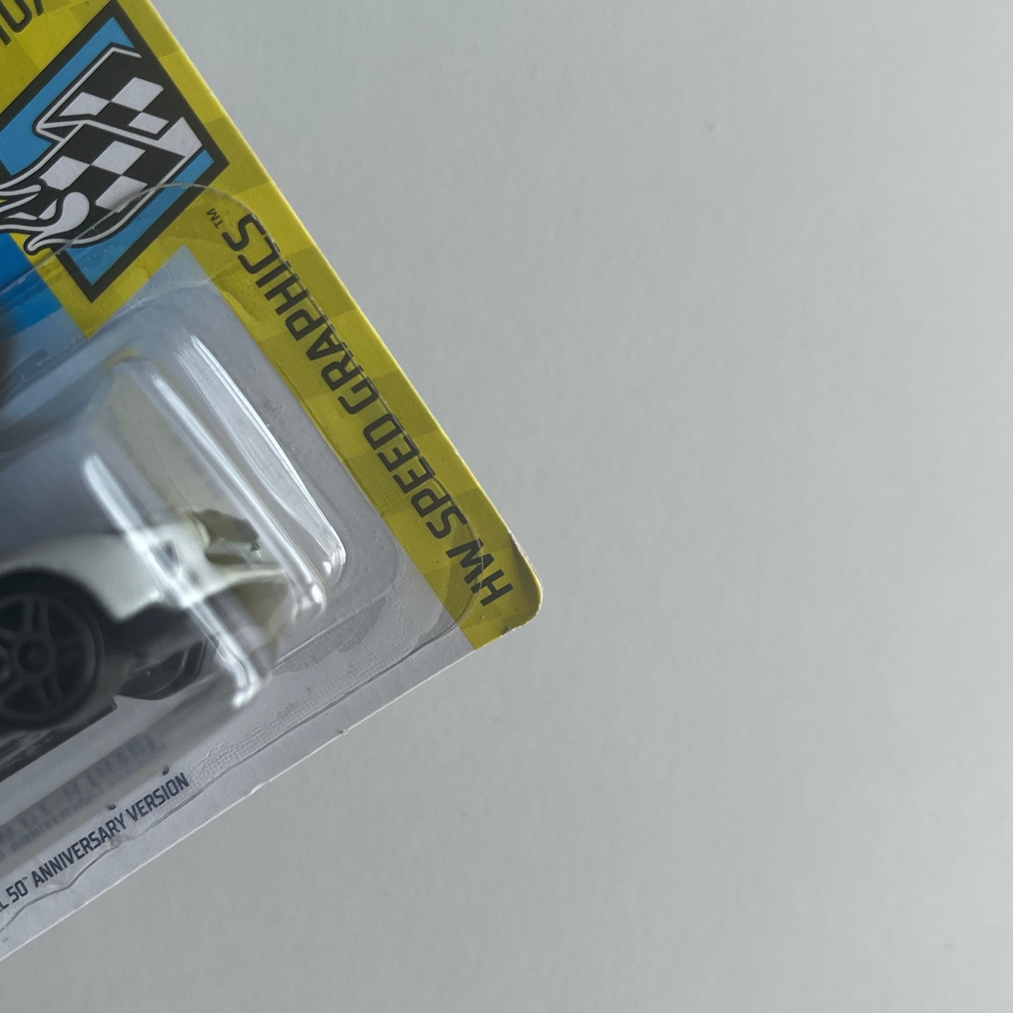 Hot Wheels '17 Nissan GT-R (R35) 2020 Model 50th Anniversary Version (White) Short Card (Damaged) HW Speed Graphics 137/250