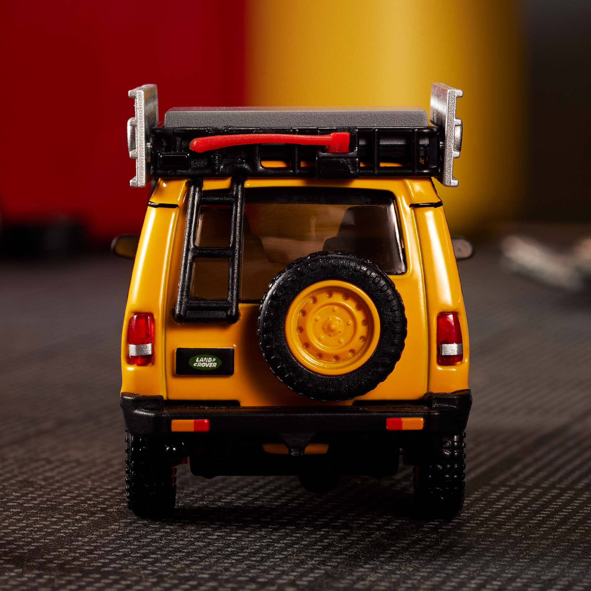 Hot Wheels [Elite64] Mod Shop '94 Land Rover Discovery – Hobby Cars