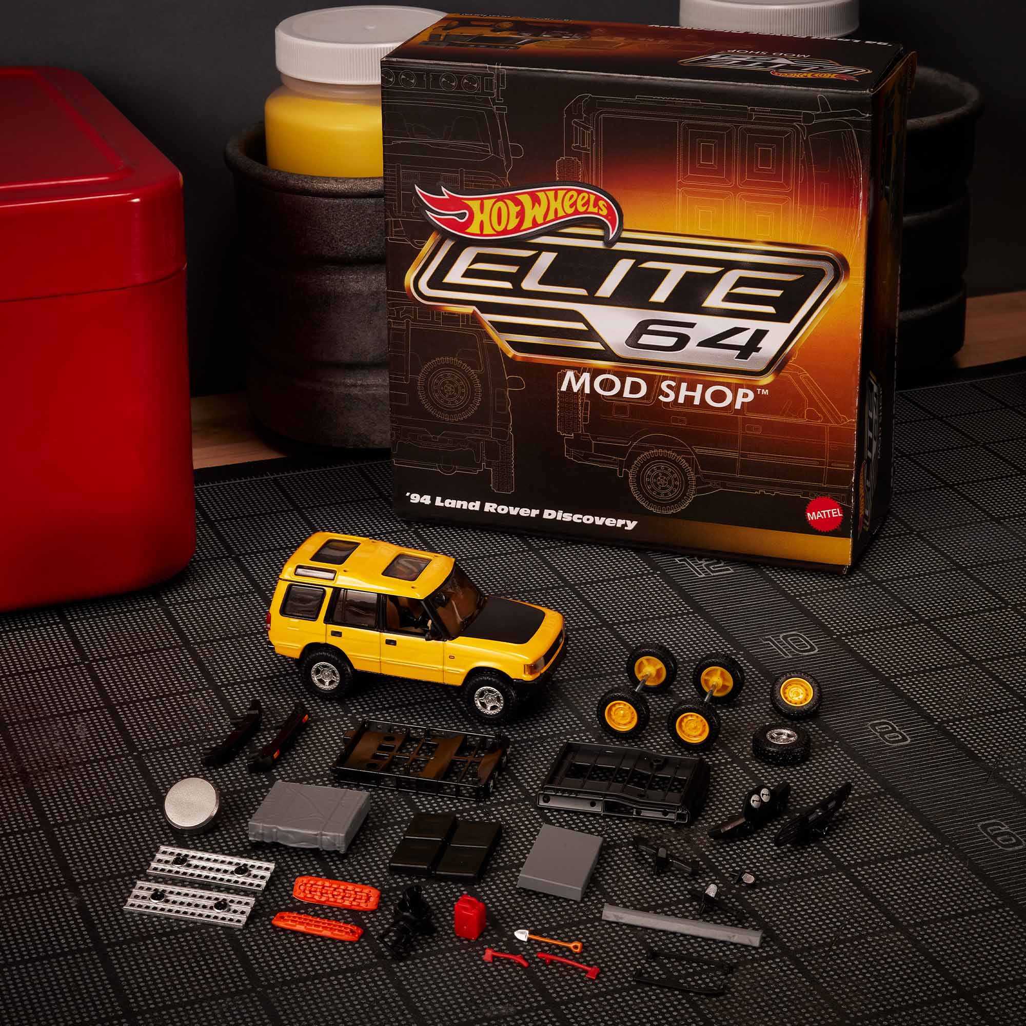 Hot Wheels [Elite64] Mod Shop '94 Land Rover Discovery – Hobby Cars
